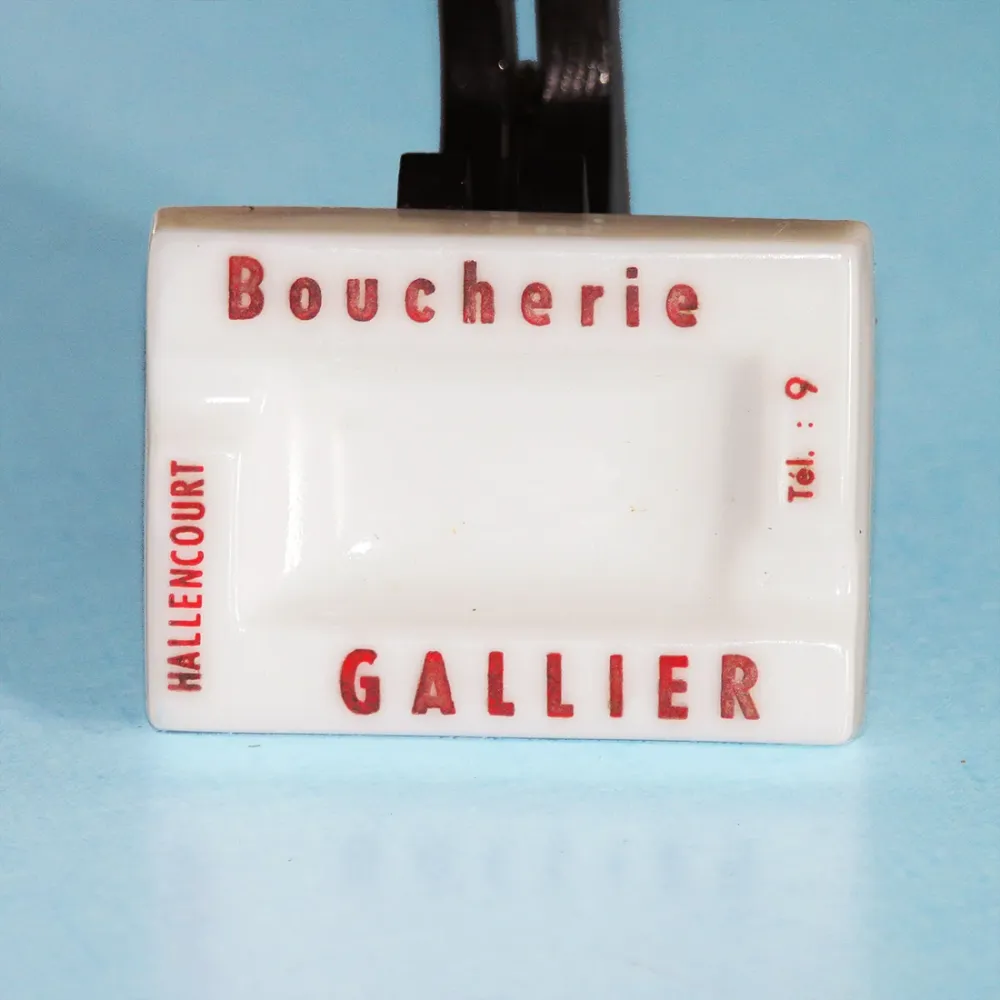 Ancien petit cendrier publicitaire de la boucherie Gallier à Hallencourt en opaline