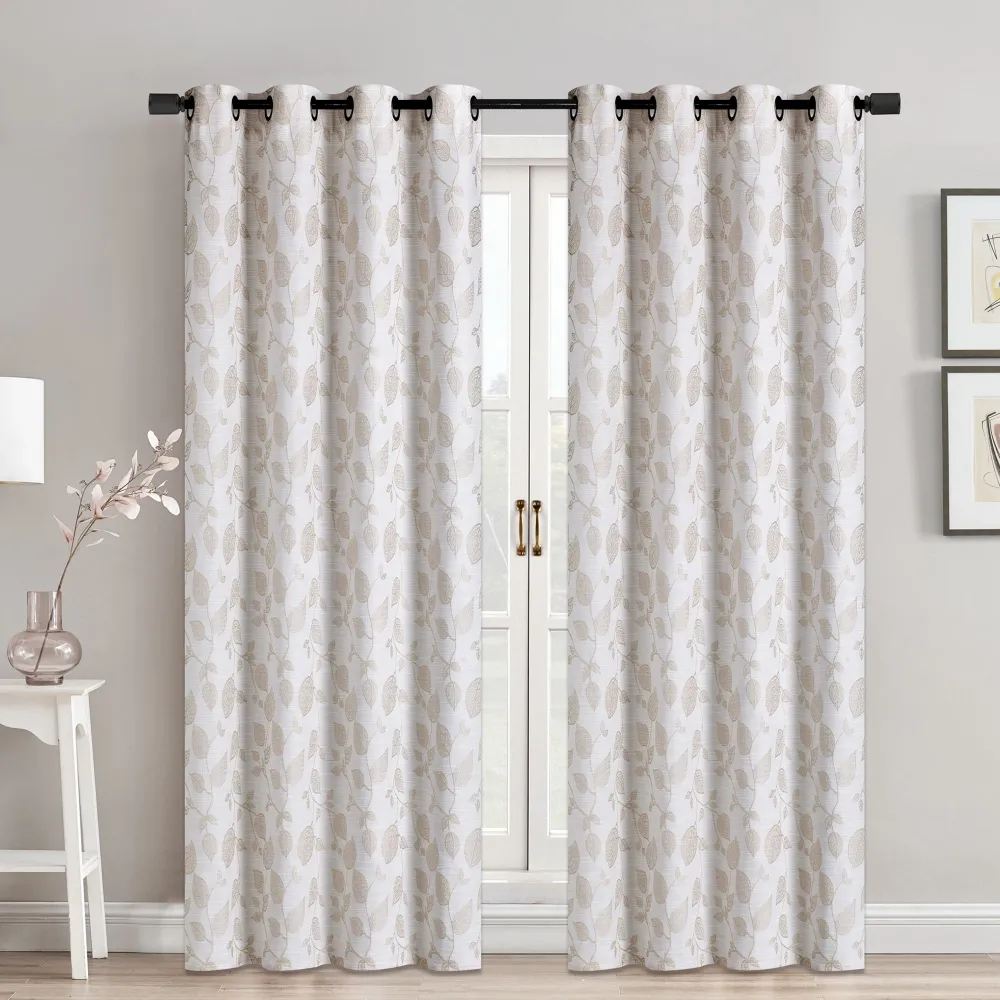 Rideau avec motif de feuille jacquardé – 54 po x 84 po Giant Tiger