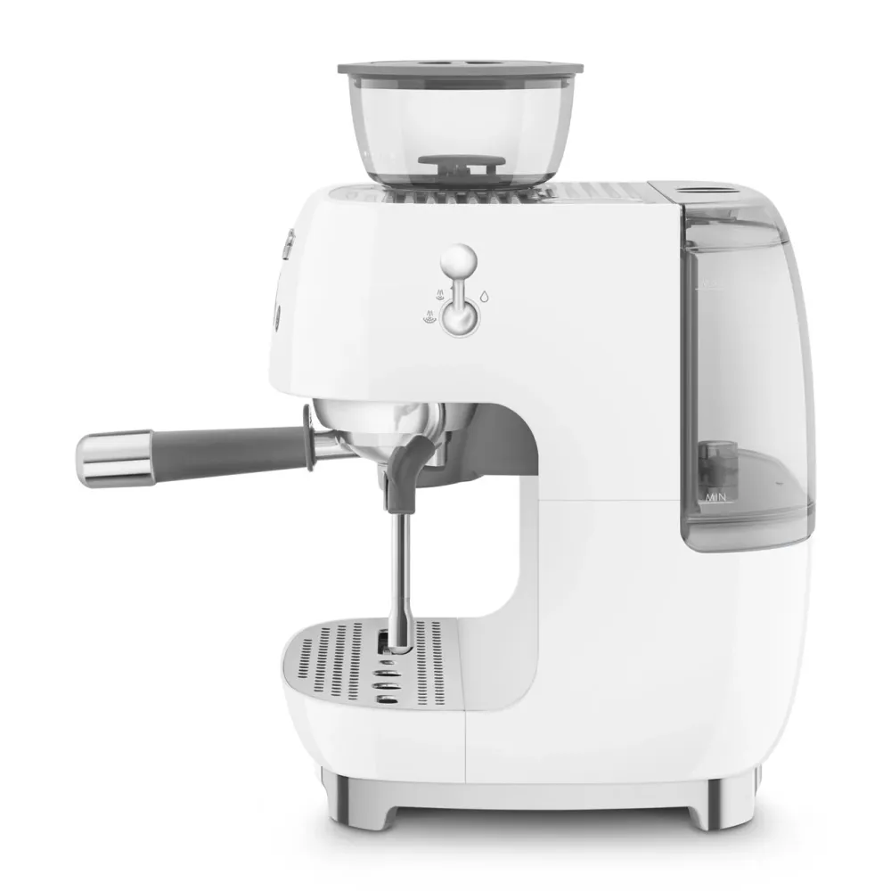 Smeg EGF03 - blanc avec 33 € de café offert et 120 € de cashback