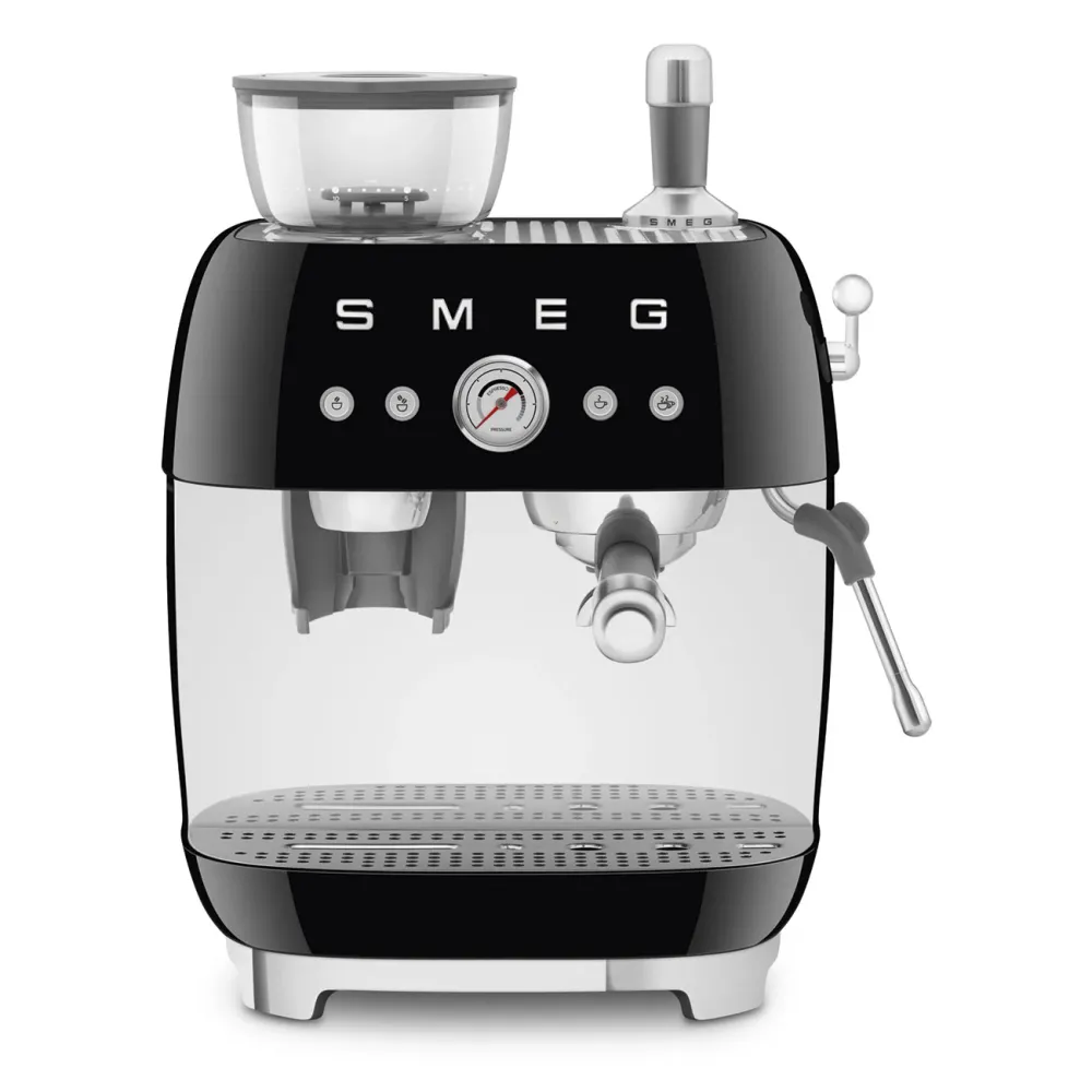 Smeg EGF03 - Noire avec 33 € de café offert et 120 € de cashback