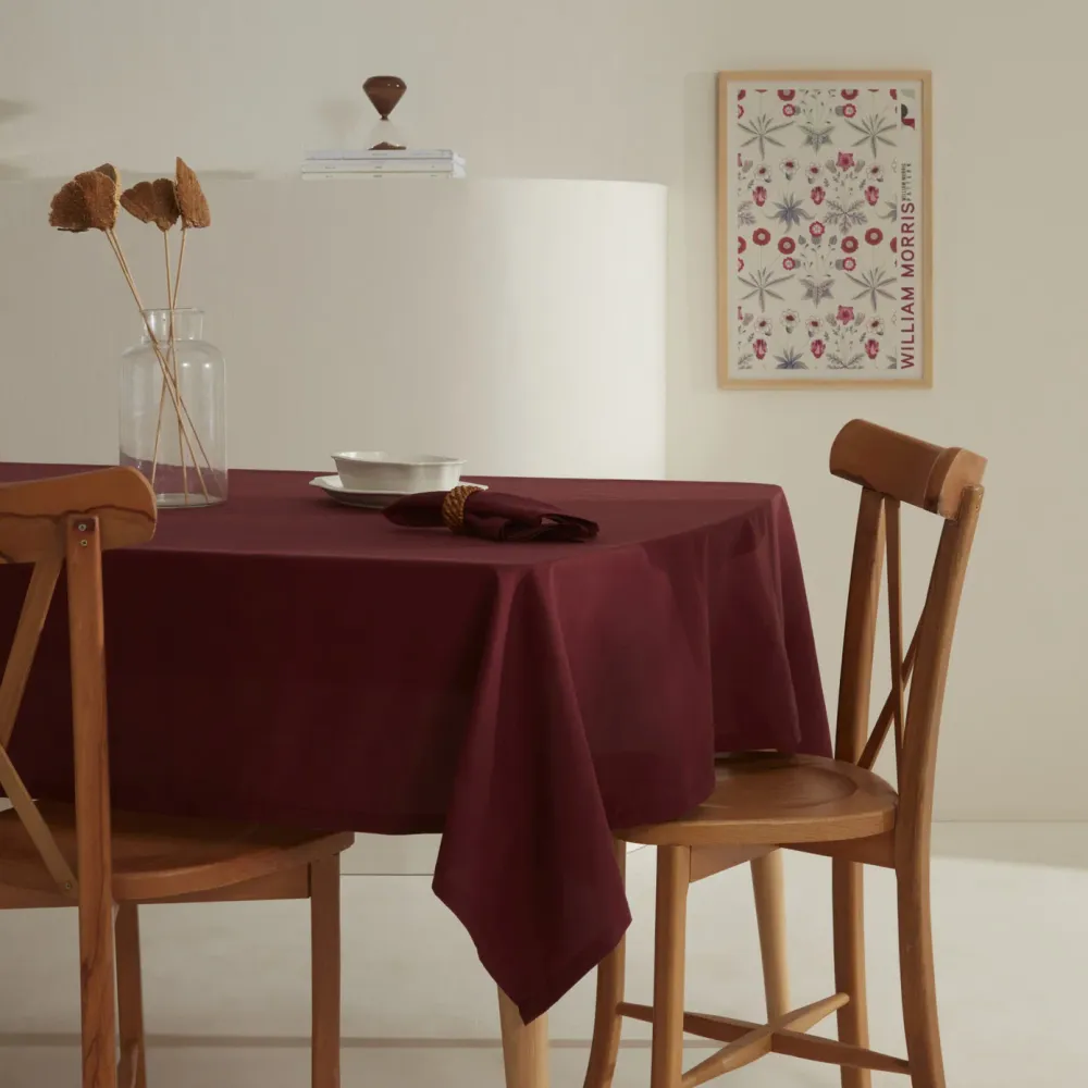 Chemins de Table Karaca Home Belle Nappe Antitache Bordeaux