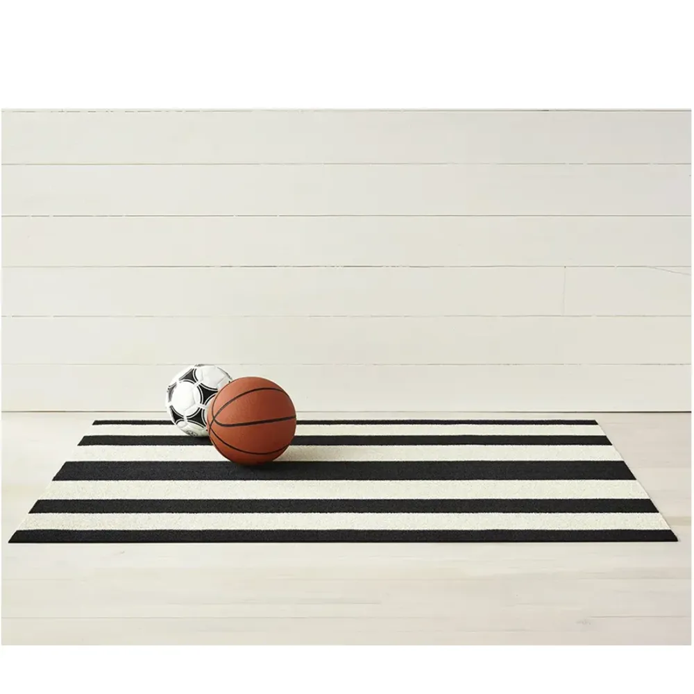 Chiliwich en plein air Shag Big Mat - Bold Stripe / Noir et Blanc / 36x60" Chilewich